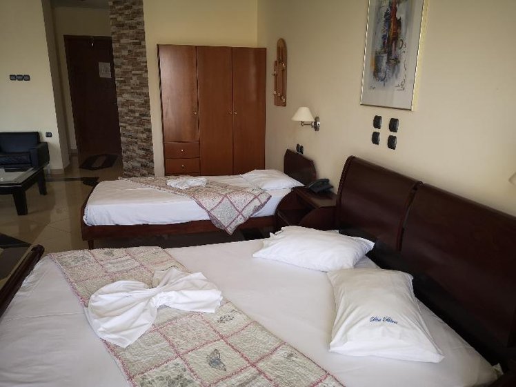 TRIPLE SUPERIOR Room