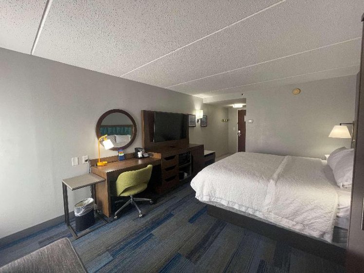 DOUBLE KING SIZE BED Room