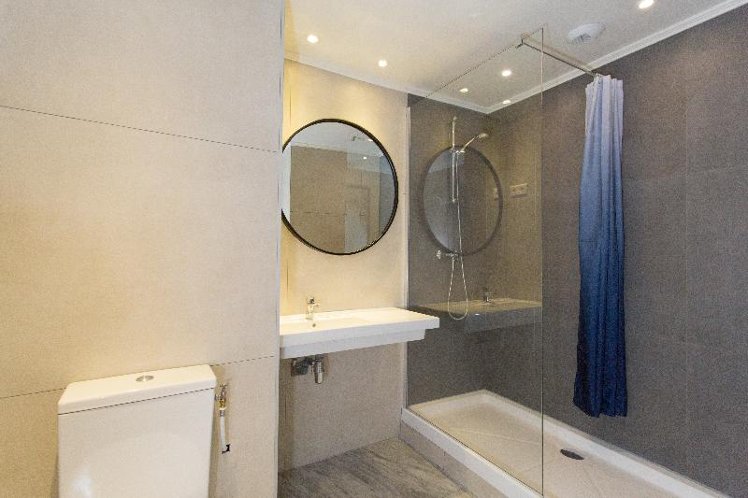 SINGLE STANDARD Room