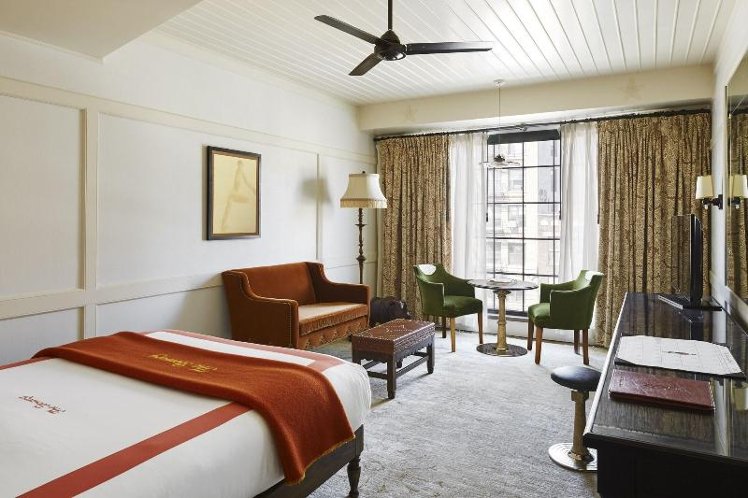 SINGLE DELUXE CITY VIEW Room