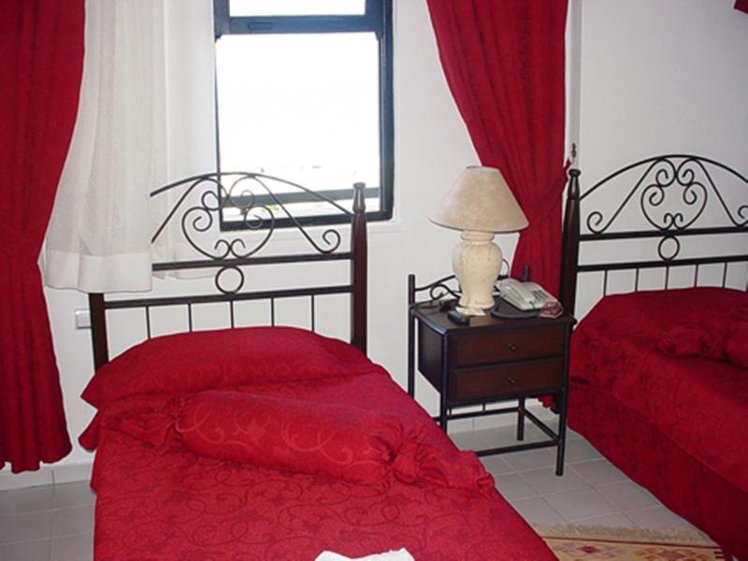 DOUBLE SINGLE USE STANDARD Room