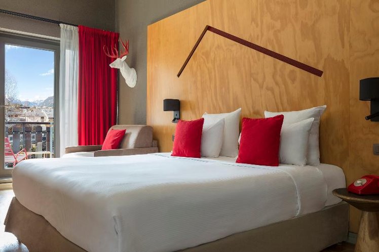 TRIPLE SUPERIOR Room