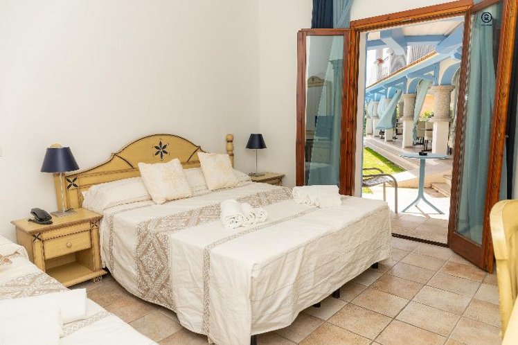 TRIPLE COMFORT Room