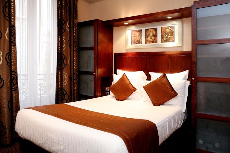DOUBLE SUPERIOR Room