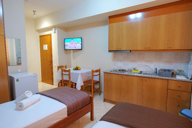 TWIN ONE BEDROOM ONE BATHROOM Room