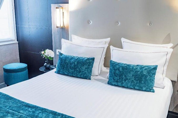 DOUBLE CLASSIC CITY VIEW Room