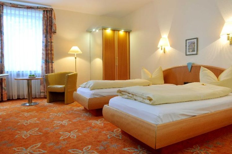 TWIN STANDARD Room