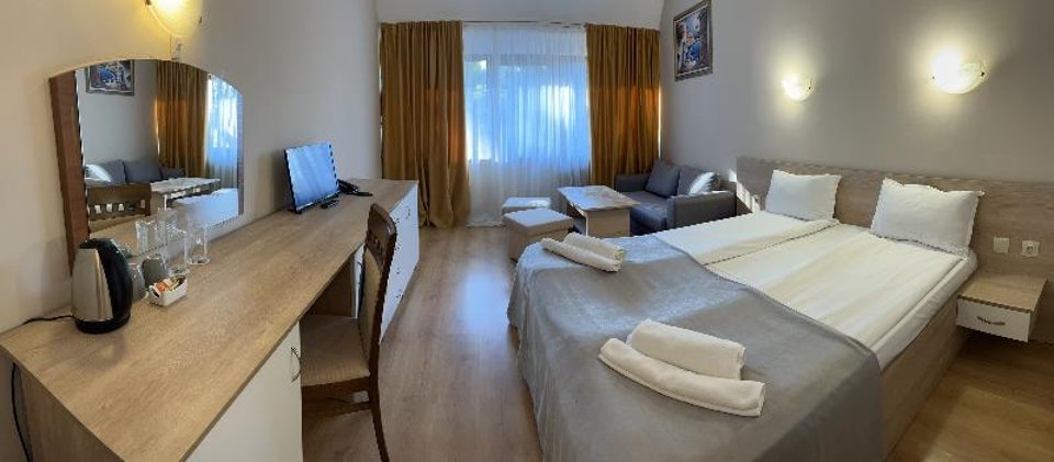 DOUBLE STANDARD Room