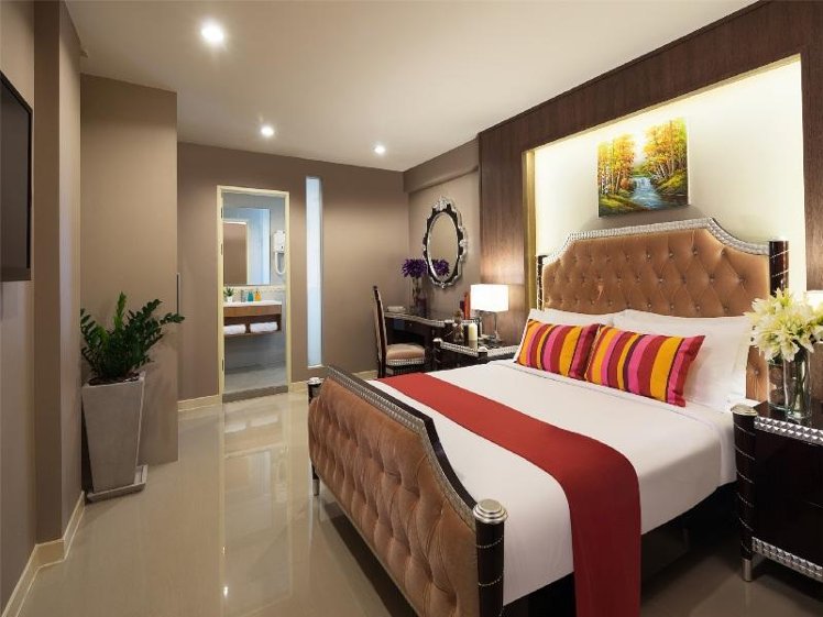 DOUBLE SUPERIOR Room