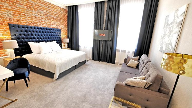 TRIPLE STANDARD Room