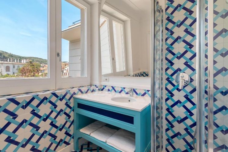 DOUBLE GARDEN VIEW Room
