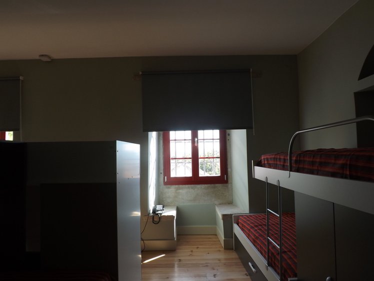 Bed in dormitory CAPACITY 6 Room