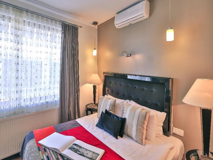 DOUBLE SUPERIOR Room