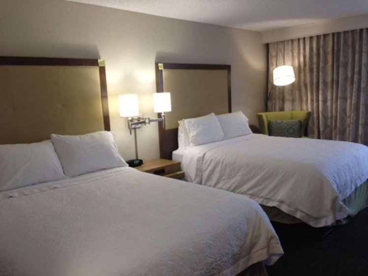 DOUBLE TWO QUEEN BEDS NON SMOKING Room