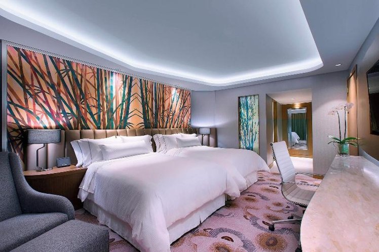 SUITE DELUXE TWO DOUBLE BEDS Room