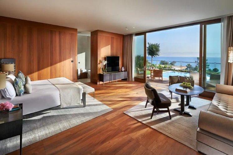 JUNIOR SUITE STANDARD Room