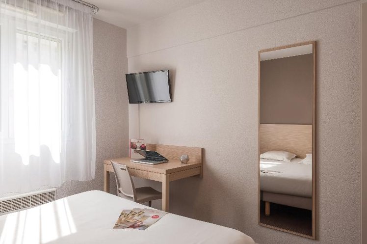 STUDIO WITH DOUBLE BED Room