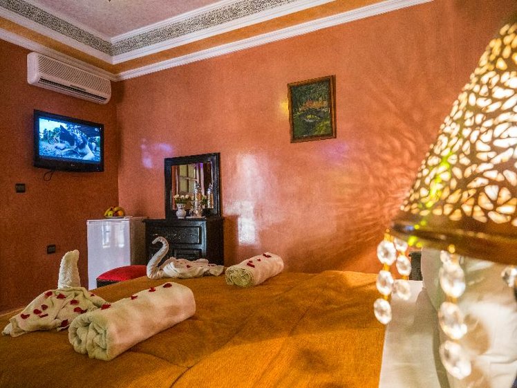 DOUBLE SUPERIOR Room