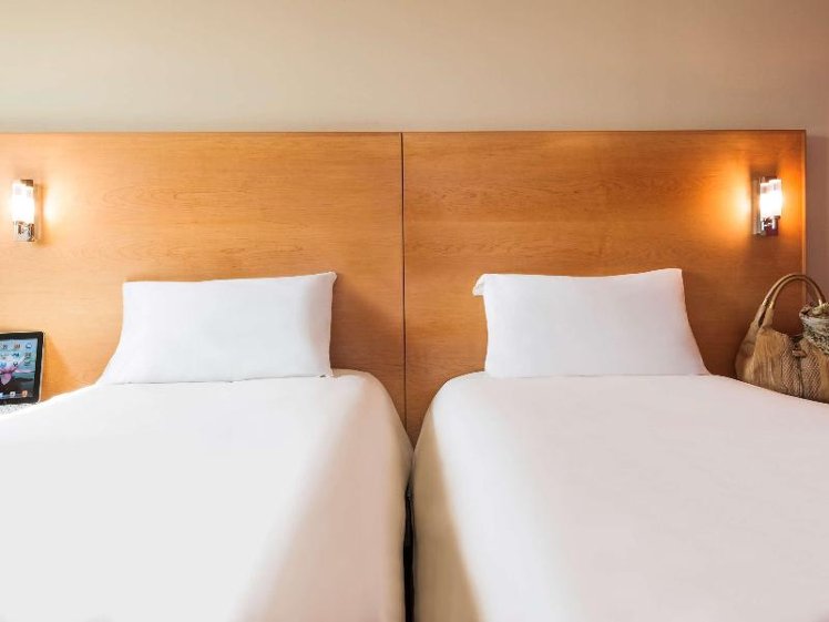DOUBLE STANDARD Room