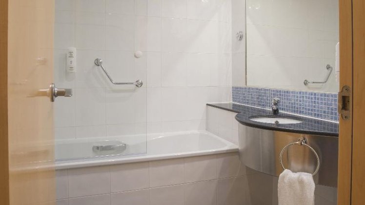 DOUBLE STANDARD Room