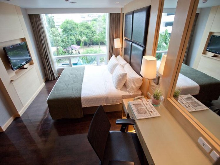JUNIOR SUITE STANDARD Room