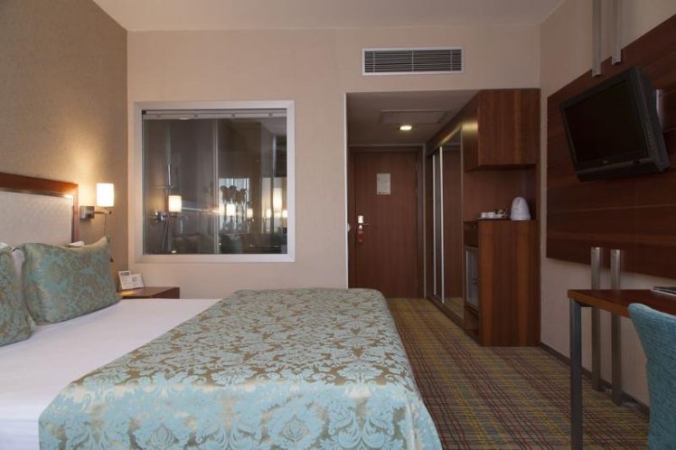 SINGLE STANDARD Room