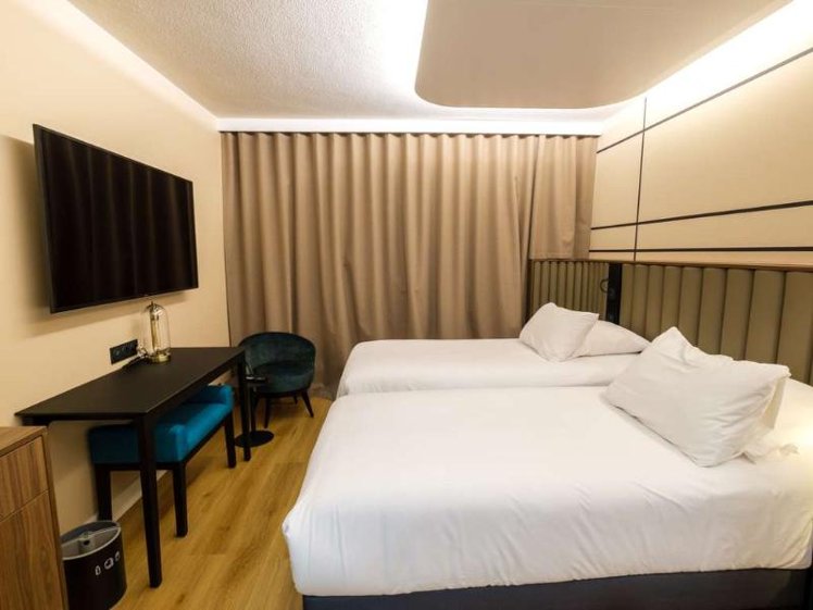 TWIN CLASSIC Room