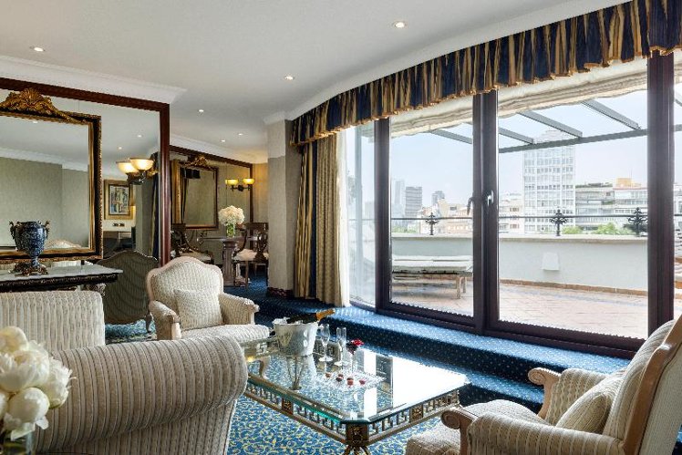 SUITE CLUB Room