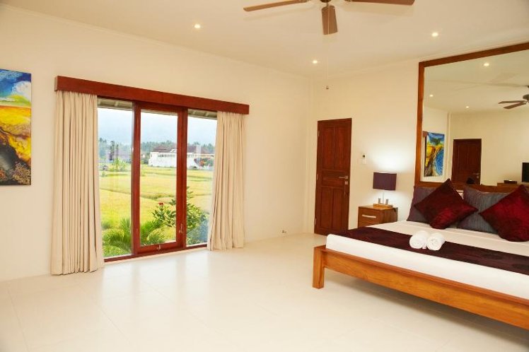 VILLA GRAND Room
