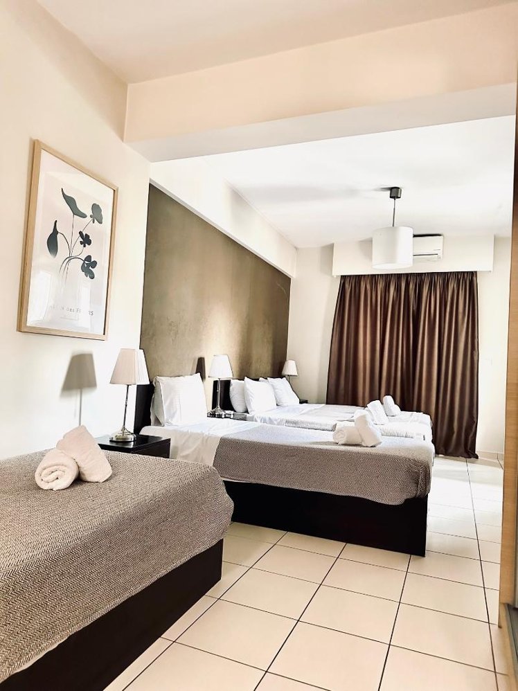 TRIPLE STANDARD Room