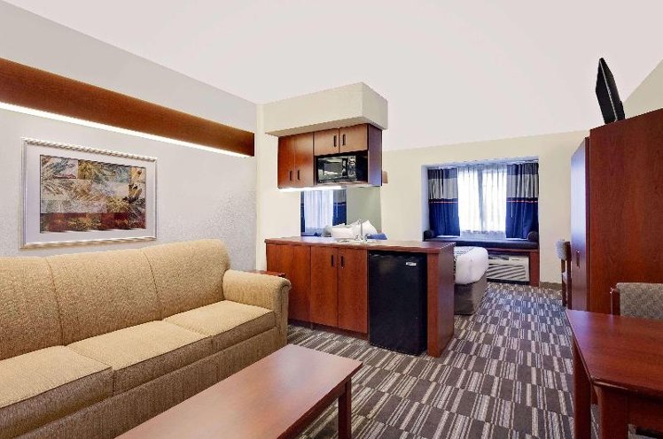 SUITE QUEEN SIZE BED Room