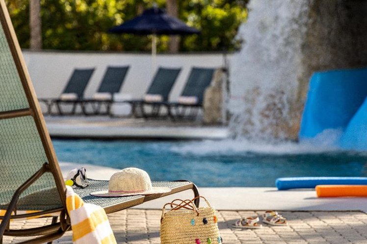 Crowne Plaza Lake Buena Vista