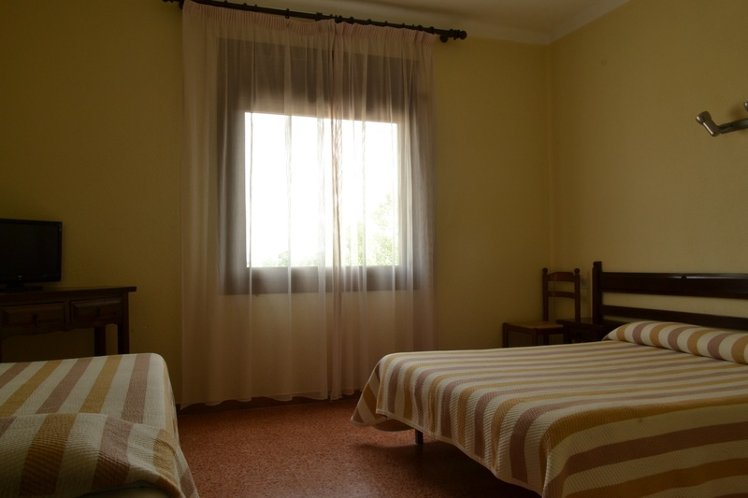 TRIPLE STANDARD Room