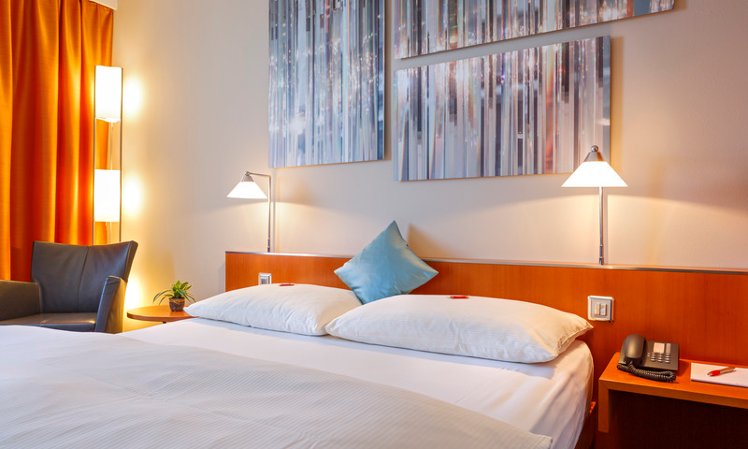 DOUBLE SINGLE USE STANDARD Room