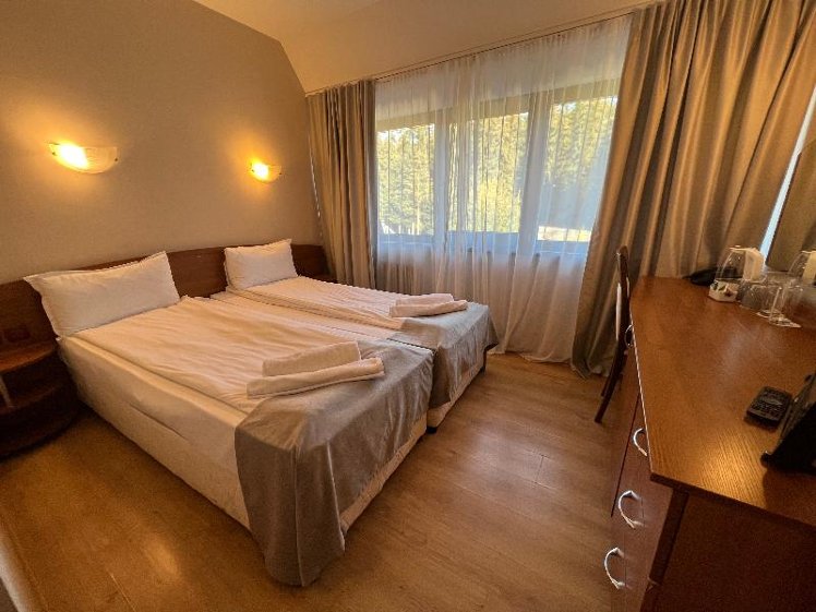 DOUBLE ECONOMY Room