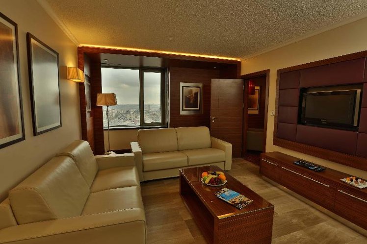 JUNIOR SUITE KING SIZE BED Room