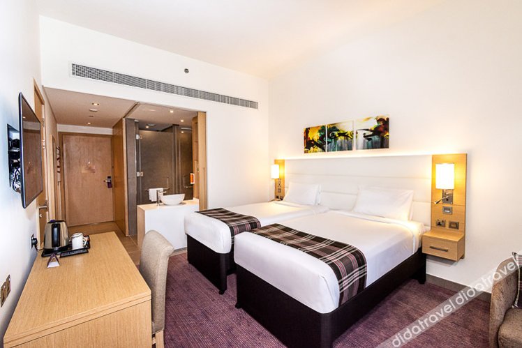 Premier Inn Dubai Dragon Mart