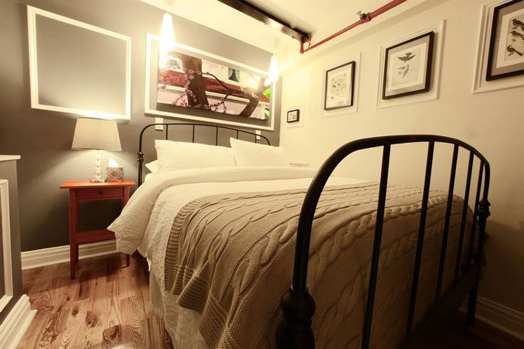 The Box House Hotel Brooklyn