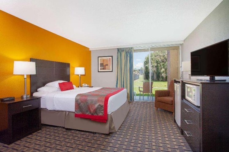DOUBLE QUEEN BED NON SMOKING Room