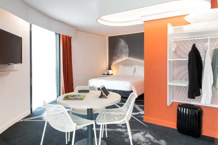 JUNIOR SUITE STANDARD Room