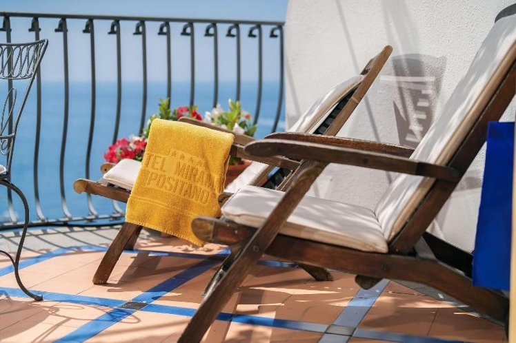 DOUBLE DELUXE SEA VIEW WITH BALCONY Room