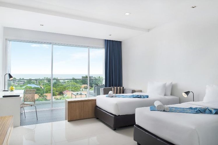 Double or Twin DELUXE Room