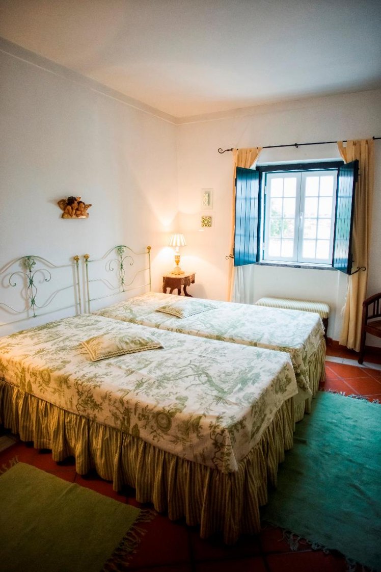 SINGLE STANDARD Room