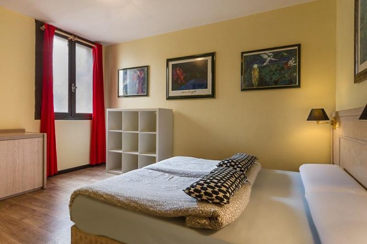 SINGLE STANDARD Room