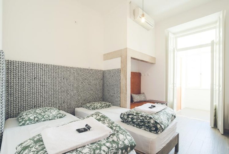 DOUBLE STANDARD Room