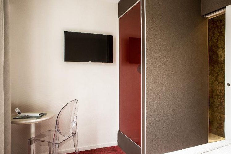 DOUBLE SUPERIOR Room