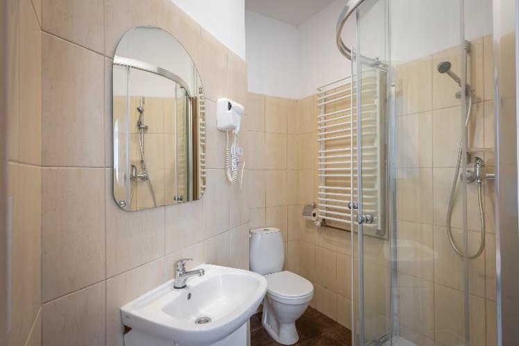 TRIPLE STANDARD Room