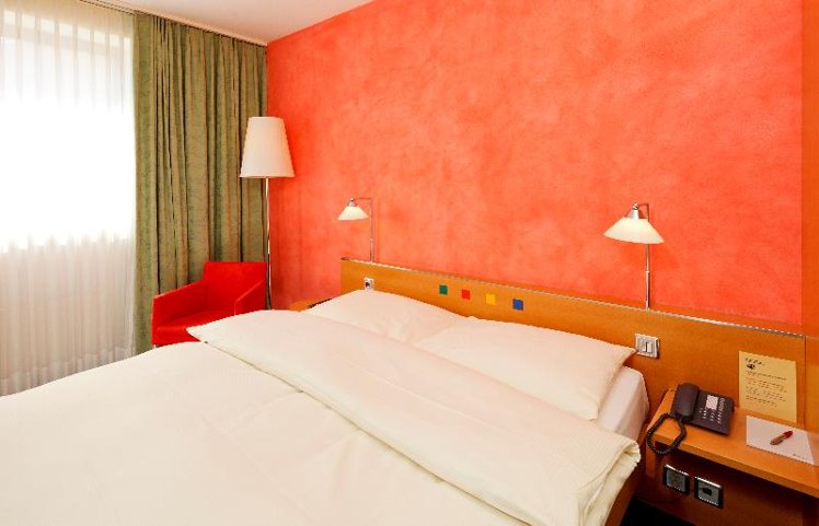 SINGLE COMFORT Room