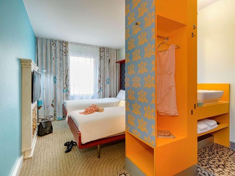 TWIN STANDARD Room