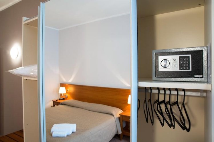 Double or Twin ECONOMY Room